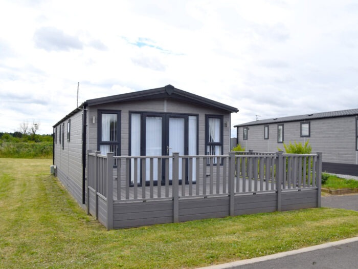 Minster Single Norwood Lodge